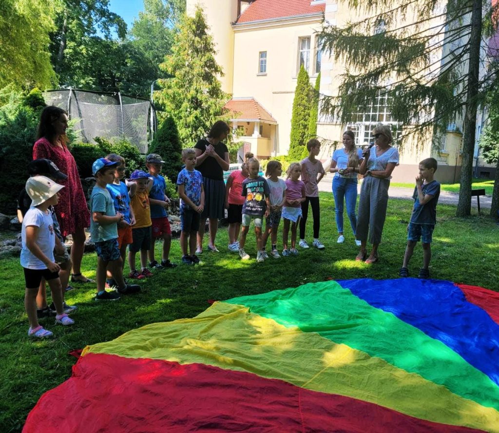 „PO SĄSIEDZKU – WSPÓLNA PRZYGODA”